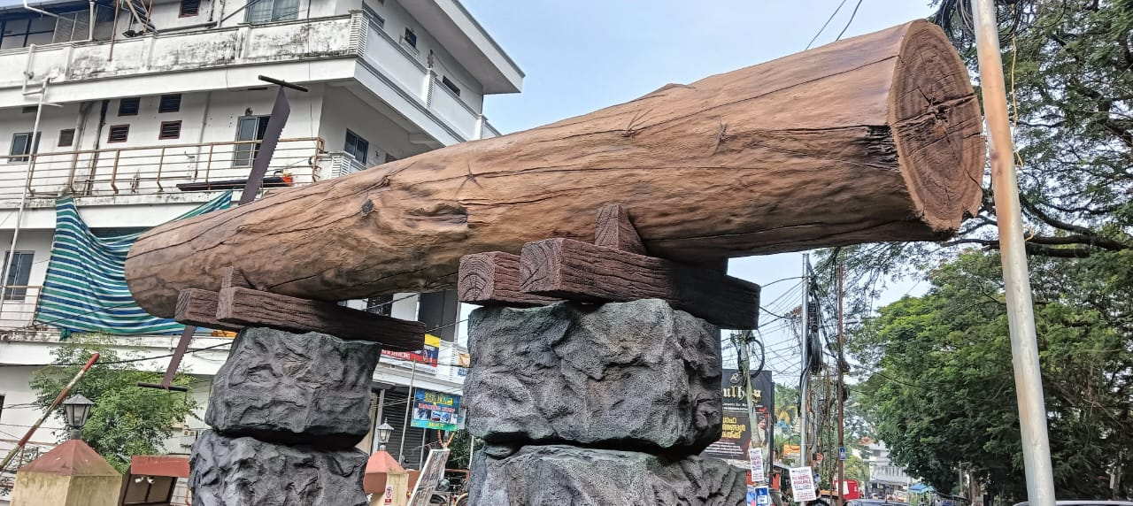Completed sculpture at public space.